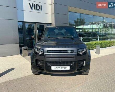 Ленд Ровер Дефендер 2025 у Києві на Automoto.ua Сірий Ленд Ровер Дефендер, об'ємом двигуна 3 л та пробігом 2 тис. км за 121594 $, фото 1 на Automoto.ua