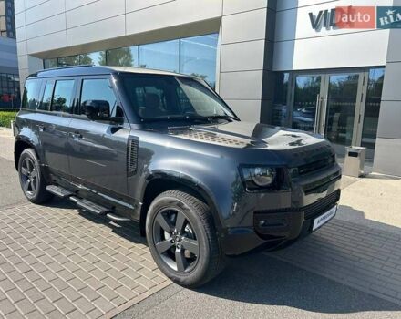 Сірий Ленд Ровер Дефендер, об'ємом двигуна 3 л та пробігом 4 тис. км за 120542 $, фото 11 на Automoto.ua