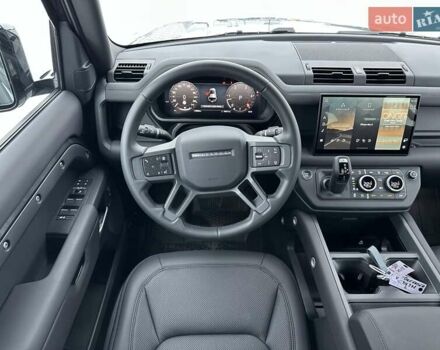 Серый Ленд Ровер Дефендер, объемом двигателя 3 л и пробегом 10 тыс. км за 115000 $, фото 22 на Automoto.ua