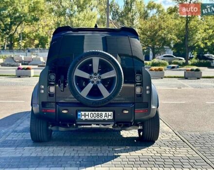 Серый Ленд Ровер Дефендер, объемом двигателя 5 л и пробегом 5 тыс. км за 265000 $, фото 9 на Automoto.ua