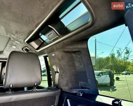 Серый Ленд Ровер Дефендер, объемом двигателя 5 л и пробегом 5 тыс. км за 265000 $, фото 35 на Automoto.ua