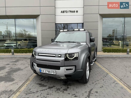 Серый Ленд Ровер Дефендер, объемом двигателя 3 л и пробегом 82 тыс. км за 92000 $, фото 1 на Automoto.ua