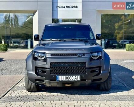 Серый Ленд Ровер Дефендер, объемом двигателя 5 л и пробегом 5 тыс. км за 265000 $, фото 1 на Automoto.ua