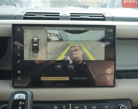 Синий Ленд Ровер Дефендер, объемом двигателя 3 л и пробегом 27 тыс. км за 74900 $, фото 46 на Automoto.ua