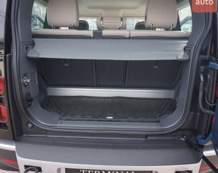 Синий Ленд Ровер Дефендер, объемом двигателя 3 л и пробегом 27 тыс. км за 74900 $, фото 37 на Automoto.ua