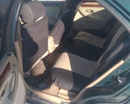 Зелений Ленд Ровер Дефендер, об'ємом двигуна 0 л та пробігом 1000 тис. км за 1700 $, фото 4 на Automoto.ua