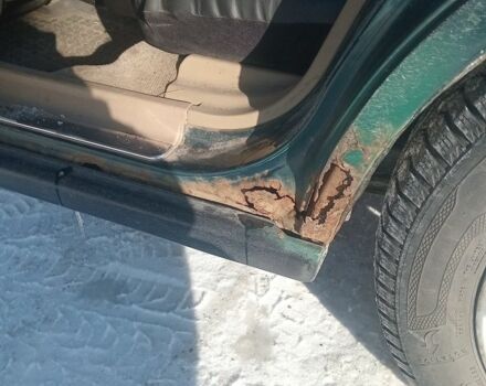 Зелений Ленд Ровер Дефендер, об'ємом двигуна 0 л та пробігом 1000 тис. км за 1700 $, фото 5 на Automoto.ua