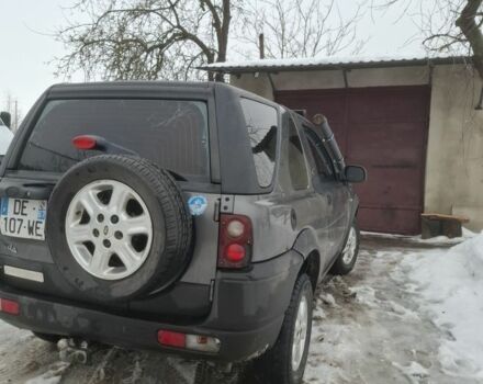 Зелений Ленд Ровер Дефендер, об'ємом двигуна 2 л та пробігом 260 тис. км за 2800 $, фото 2 на Automoto.ua