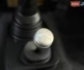 Зеленый Ленд Ровер Дефендер, объемом двигателя 2.5 л и пробегом 240 тыс. км за 27700 $, фото 12 на Automoto.ua