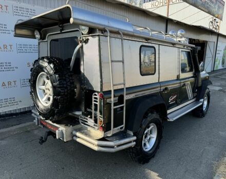 Зеленый Ленд Ровер Дефендер, объемом двигателя 2.5 л и пробегом 121 тыс. км за 18950 $, фото 4 на Automoto.ua