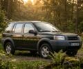 Зелений Ленд Ровер Дефендер, об'ємом двигуна 1.8 л та пробігом 210 тис. км за 2503 $, фото 2 на Automoto.ua