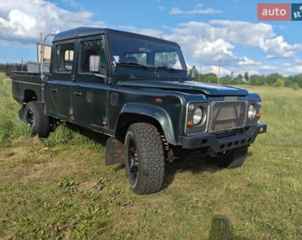 Зелений Ленд Ровер Дефендер, об'ємом двигуна 2.5 л та пробігом 147 тис. км за 15000 $, фото 1 на Automoto.ua