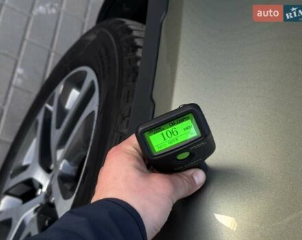 Зеленый Ленд Ровер Дефендер, объемом двигателя 3 л и пробегом 156 тыс. км за 62900 $, фото 57 на Automoto.ua