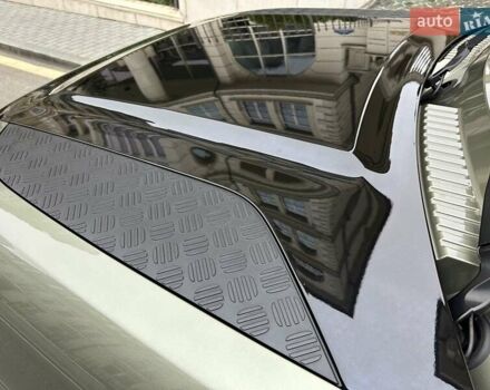 Зеленый Ленд Ровер Дефендер, объемом двигателя 2 л и пробегом 77 тыс. км за 52000 $, фото 20 на Automoto.ua