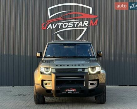 Зеленый Ленд Ровер Дефендер, объемом двигателя 3 л и пробегом 156 тыс. км за 62900 $, фото 1 на Automoto.ua