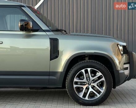 Зеленый Ленд Ровер Дефендер, объемом двигателя 3 л и пробегом 156 тыс. км за 62900 $, фото 8 на Automoto.ua