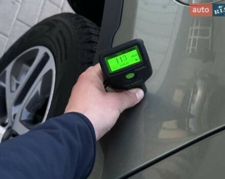 Зеленый Ленд Ровер Дефендер, объемом двигателя 3 л и пробегом 156 тыс. км за 62900 $, фото 52 на Automoto.ua