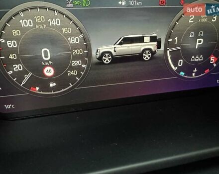 Зеленый Ленд Ровер Дефендер, объемом двигателя 2 л и пробегом 77 тыс. км за 52000 $, фото 46 на Automoto.ua