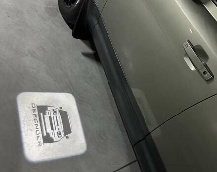 Зеленый Ленд Ровер Дефендер, объемом двигателя 2 л и пробегом 77 тыс. км за 52000 $, фото 93 на Automoto.ua