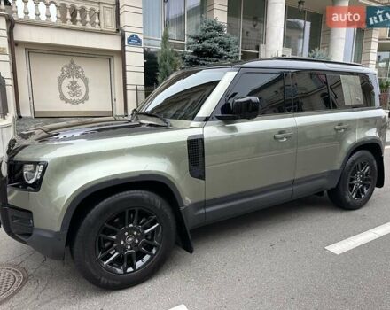 Зеленый Ленд Ровер Дефендер, объемом двигателя 2 л и пробегом 77 тыс. км за 52000 $, фото 6 на Automoto.ua