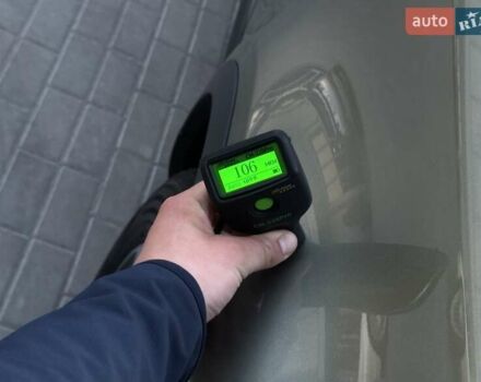 Зеленый Ленд Ровер Дефендер, объемом двигателя 3 л и пробегом 157 тыс. км за 59900 $, фото 62 на Automoto.ua