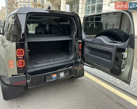 Зеленый Ленд Ровер Дефендер, объемом двигателя 2 л и пробегом 77 тыс. км за 52000 $, фото 91 на Automoto.ua