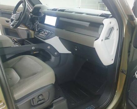 Зелений Ленд Ровер Дефендер, об'ємом двигуна 2 л та пробігом 126 тис. км за 48000 $, фото 14 на Automoto.ua