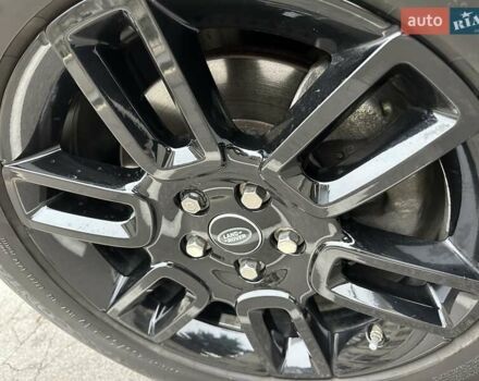 Зеленый Ленд Ровер Дефендер, объемом двигателя 2 л и пробегом 77 тыс. км за 52000 $, фото 36 на Automoto.ua