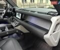 Зеленый Ленд Ровер Дефендер, объемом двигателя 2 л и пробегом 77 тыс. км за 57500 $, фото 68 на Automoto.ua