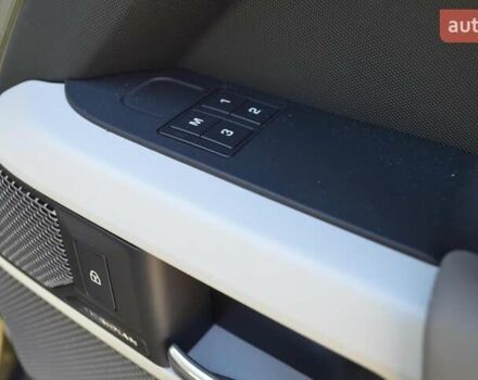 Ленд Ровер Дефендер 2022 в Одессе на Automoto.ua Зеленый Ленд Ровер Дефендер, объемом двигателя 3 л и пробегом 29 тыс. км за 77000 $, фото 37 на Automoto.ua