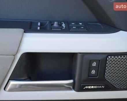 Ленд Ровер Дефендер 2022 в Одессе на Automoto.ua Зеленый Ленд Ровер Дефендер, объемом двигателя 3 л и пробегом 29 тыс. км за 77000 $, фото 18 на Automoto.ua