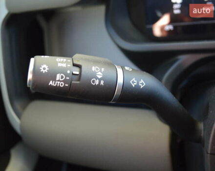 Ленд Ровер Дефендер 2022 в Одессе на Automoto.ua Зеленый Ленд Ровер Дефендер, объемом двигателя 3 л и пробегом 29 тыс. км за 77000 $, фото 26 на Automoto.ua