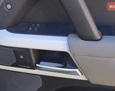 Ленд Ровер Дефендер 2022 в Одессе на Automoto.ua Зеленый Ленд Ровер Дефендер, объемом двигателя 3 л и пробегом 29 тыс. км за 77000 $, фото 33 на Automoto.ua