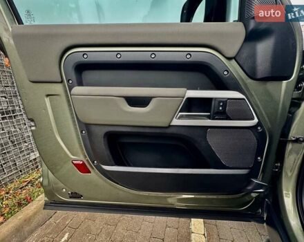 Зеленый Ленд Ровер Дефендер, объемом двигателя 3 л и пробегом 6 тыс. км за 79999 $, фото 35 на Automoto.ua