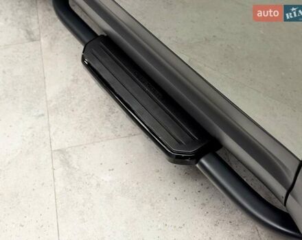 Зеленый Ленд Ровер Дефендер, объемом двигателя 3 л и пробегом 7 тыс. км за 80800 $, фото 63 на Automoto.ua