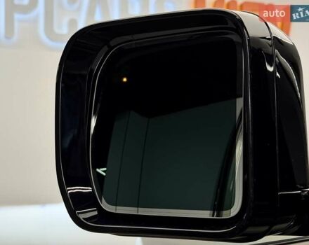 Зеленый Ленд Ровер Дефендер, объемом двигателя 3 л и пробегом 7 тыс. км за 80800 $, фото 64 на Automoto.ua