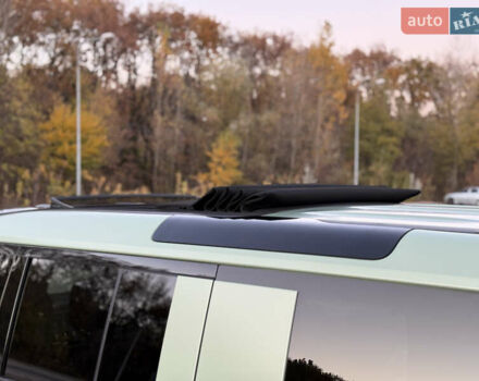 Зелений Ленд Ровер Дефендер, об'ємом двигуна 3 л та пробігом 30 тис. км за 119000 $, фото 34 на Automoto.ua