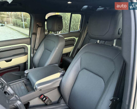 Зелений Ленд Ровер Дефендер, об'ємом двигуна 3 л та пробігом 30 тис. км за 119000 $, фото 20 на Automoto.ua