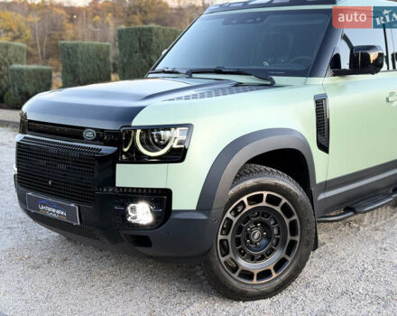 Зелений Ленд Ровер Дефендер, об'ємом двигуна 3 л та пробігом 30 тис. км за 119000 $, фото 2 на Automoto.ua