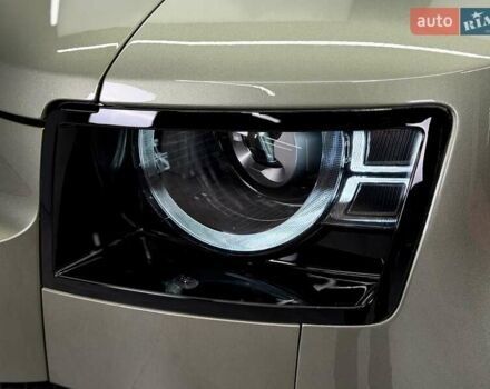 Зеленый Ленд Ровер Дефендер, объемом двигателя 3 л и пробегом 7 тыс. км за 80800 $, фото 47 на Automoto.ua