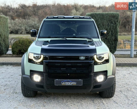 Зелений Ленд Ровер Дефендер, об'ємом двигуна 3 л та пробігом 30 тис. км за 119000 $, фото 9 на Automoto.ua