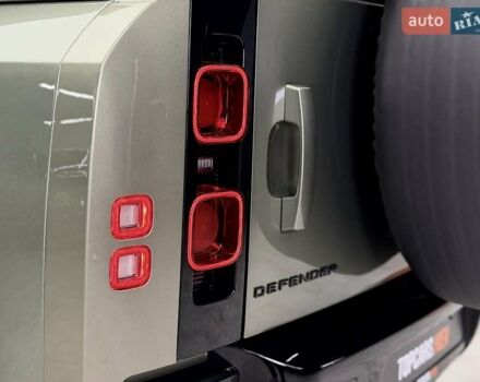 Зеленый Ленд Ровер Дефендер, объемом двигателя 3 л и пробегом 7 тыс. км за 80800 $, фото 56 на Automoto.ua