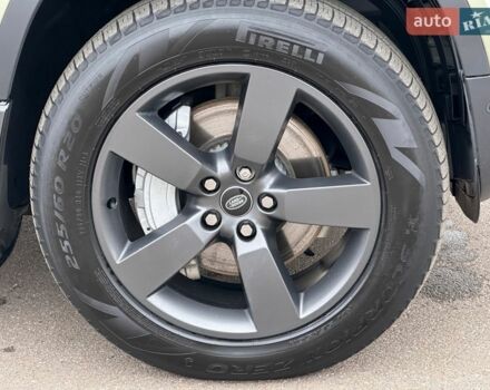 Зелений Ленд Ровер Дефендер, об'ємом двигуна 3 л та пробігом 56 тис. км за 79000 $, фото 9 на Automoto.ua