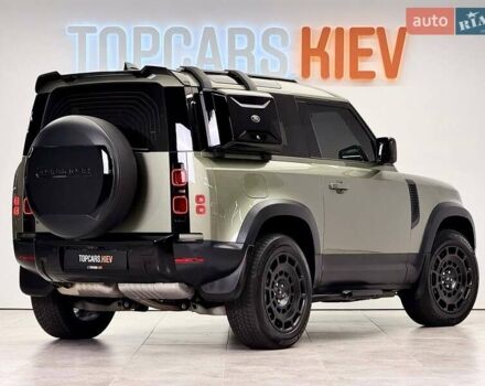 Зеленый Ленд Ровер Дефендер, объемом двигателя 3 л и пробегом 7 тыс. км за 82990 $, фото 3 на Automoto.ua