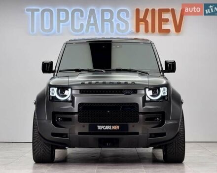 Зелений Ленд Ровер Дефендер, об'ємом двигуна 4.39 л та пробігом 3 тис. км за 255000 $, фото 16 на Automoto.ua