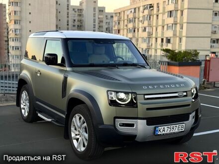Зеленый Ленд Ровер Дефендер, объемом двигателя 3 л и пробегом 41 тыс. км за 75000 $, фото 1 на Automoto.ua