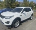 Белый Ленд Ровер Дискавери, объемом двигателя 2 л и пробегом 157 тыс. км за 19000 $, фото 1 на Automoto.ua