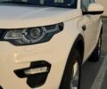Білий Ленд Ровер Діскавері, об'ємом двигуна 2.2 л та пробігом 111 тис. км за 17819 $, фото 17 на Automoto.ua