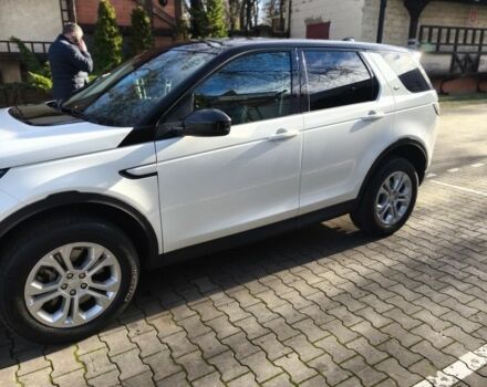 Белый Ленд Ровер Дискавери, объемом двигателя 2 л и пробегом 115 тыс. км за 25500 $, фото 2 на Automoto.ua