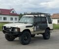 Білий Ленд Ровер Діскавері, об'ємом двигуна 2.5 л та пробігом 222 тис. км за 5500 $, фото 1 на Automoto.ua
